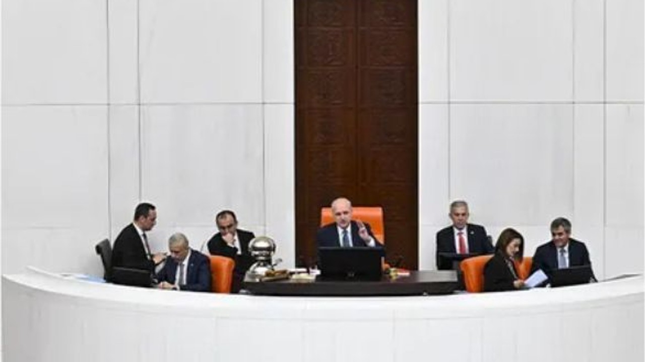 Siyasetin Gözü Filistin'de