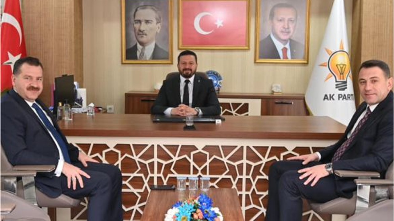 Başkan Yılmaz'dan İl Başkanı Aydemir'e Hoş Geldin Hediyesi