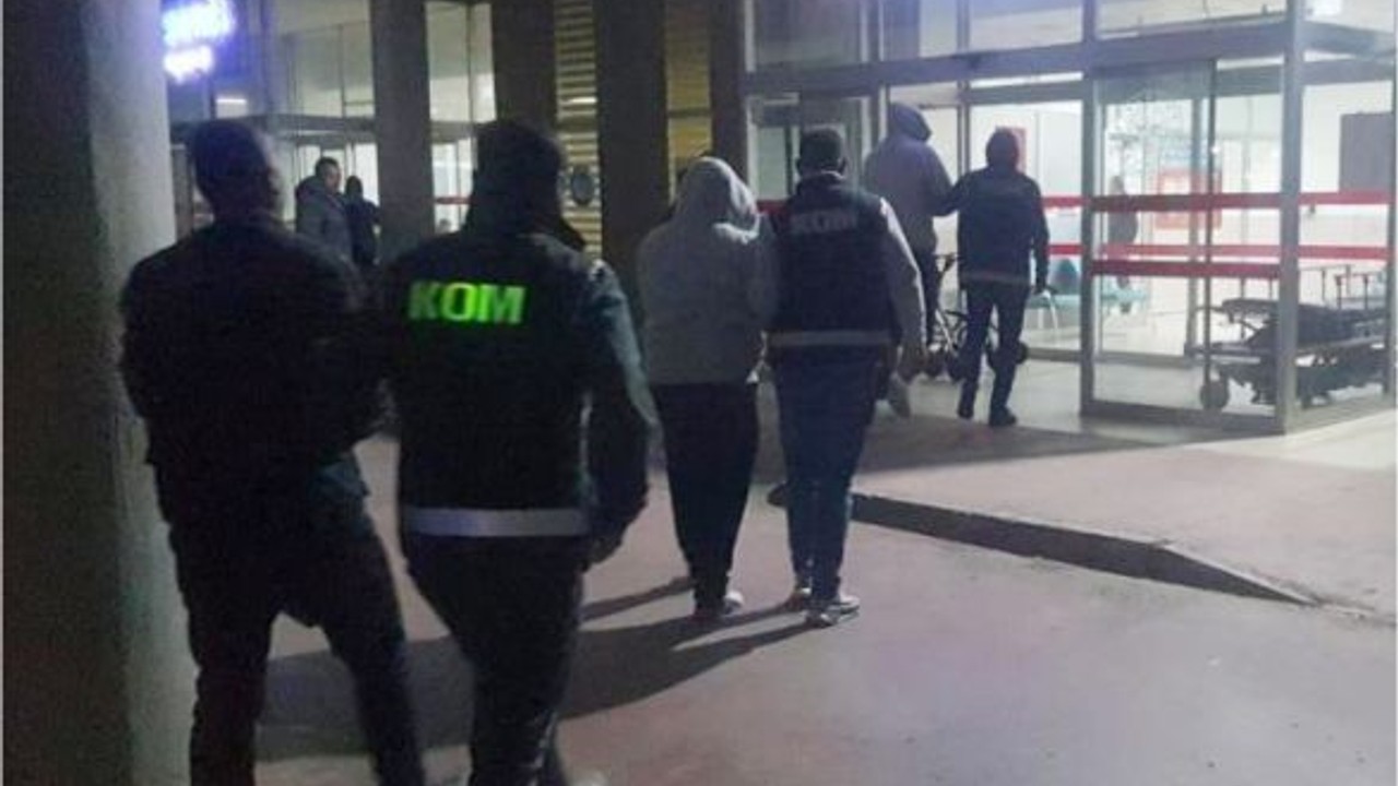 Göçmen Kaçakçılığı Operasyonunda 3 Gözaltı