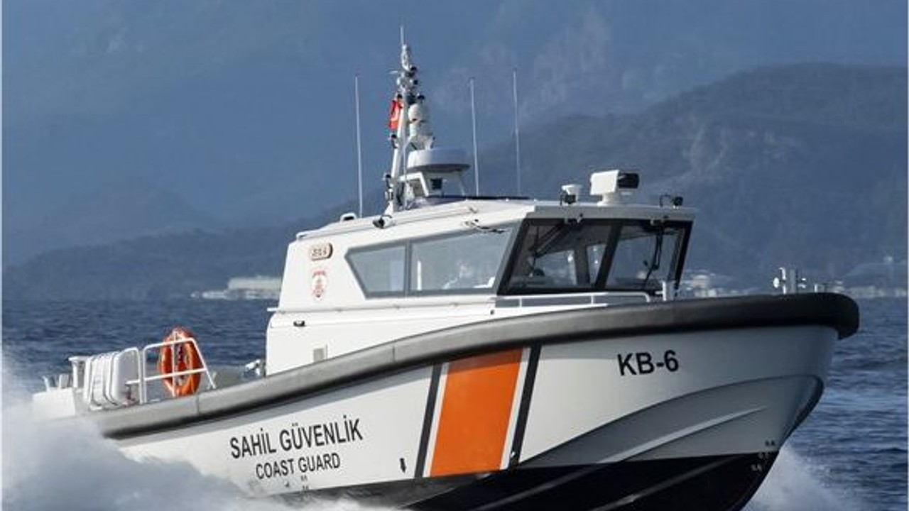 Yaşam Savaşına Sahil Güvenlikten 3 Botla Destek