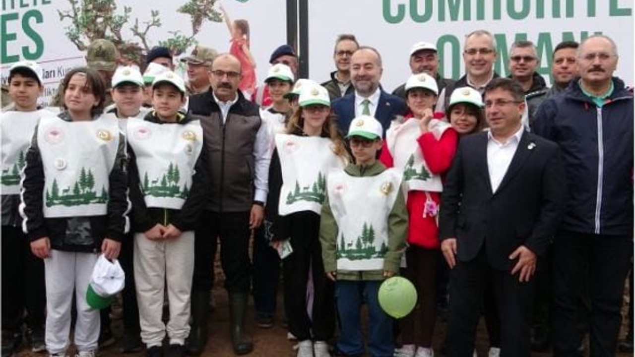 Balıkesir’de Fidanlar Toprakla Buluştu