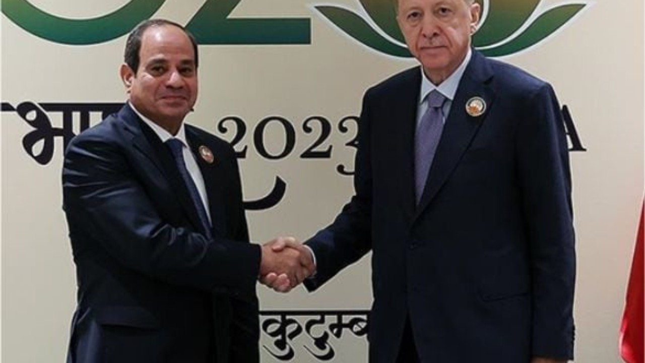 Cumhurbaşkanı Erdoğan, Mısır Cumhurbaşkanı Sisi ile bir araya geldi