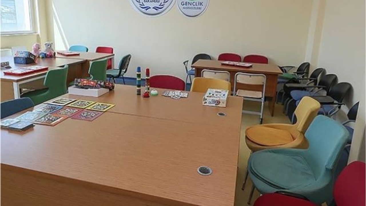 Adalet Bakanlığından icra yoluyla çocuk teslimine son veren uygulamayla ilgili rehber