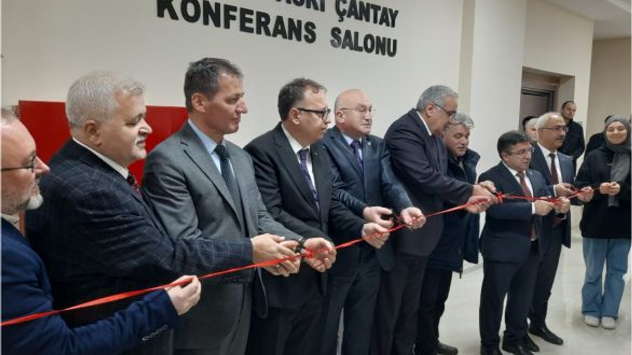 BAÜN Hasan Basri Çantay'ın İsmini Yaşatacak
