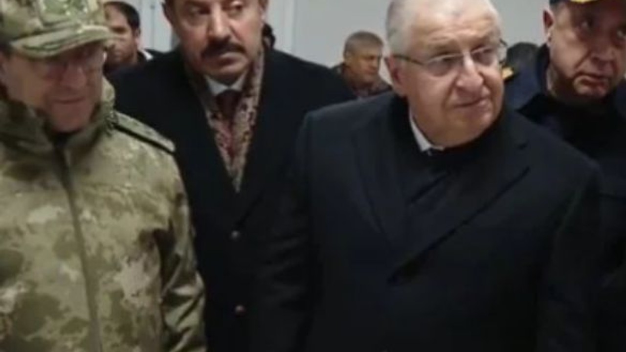 Bakan Güler Şırnak’ta Tedavi Gören Yaralı Askerlerle Bir Araya Geldi