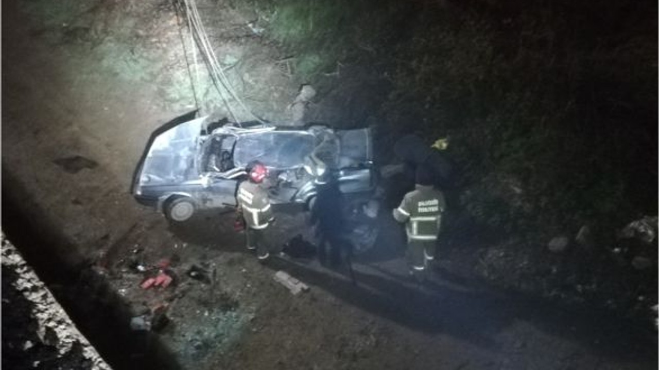 Balıkesir’de Yoğun Sis Kaza Getirdi: 2 Ölü 1 Yaralı