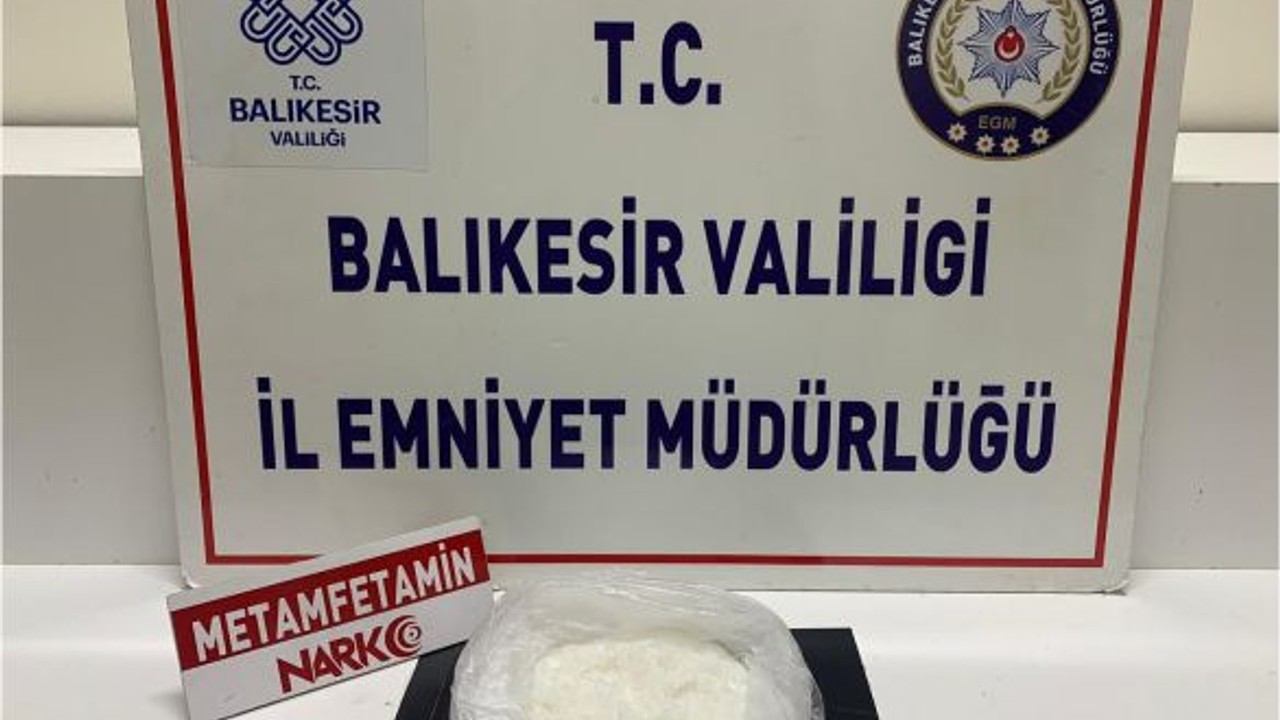 Dedektör Köpek Cash Araçtaki Uyuşturucuyu Buldu!