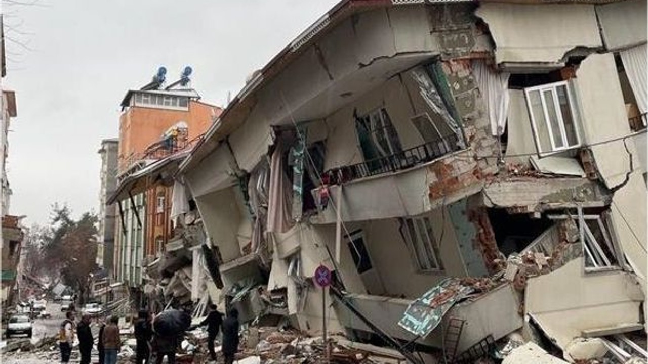 Depreme Karşı Hızlı Önlem Uyarısı