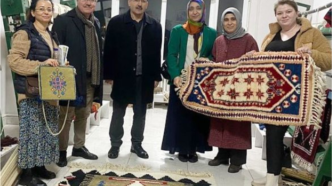 Maharetli Eller Yaşam Merkezi Ürünlerini Sergiledi