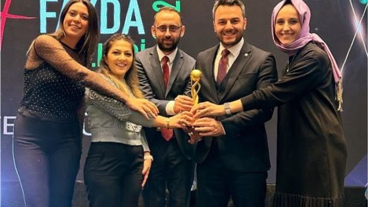 'Pembe Lambalar' Projesine Ödül