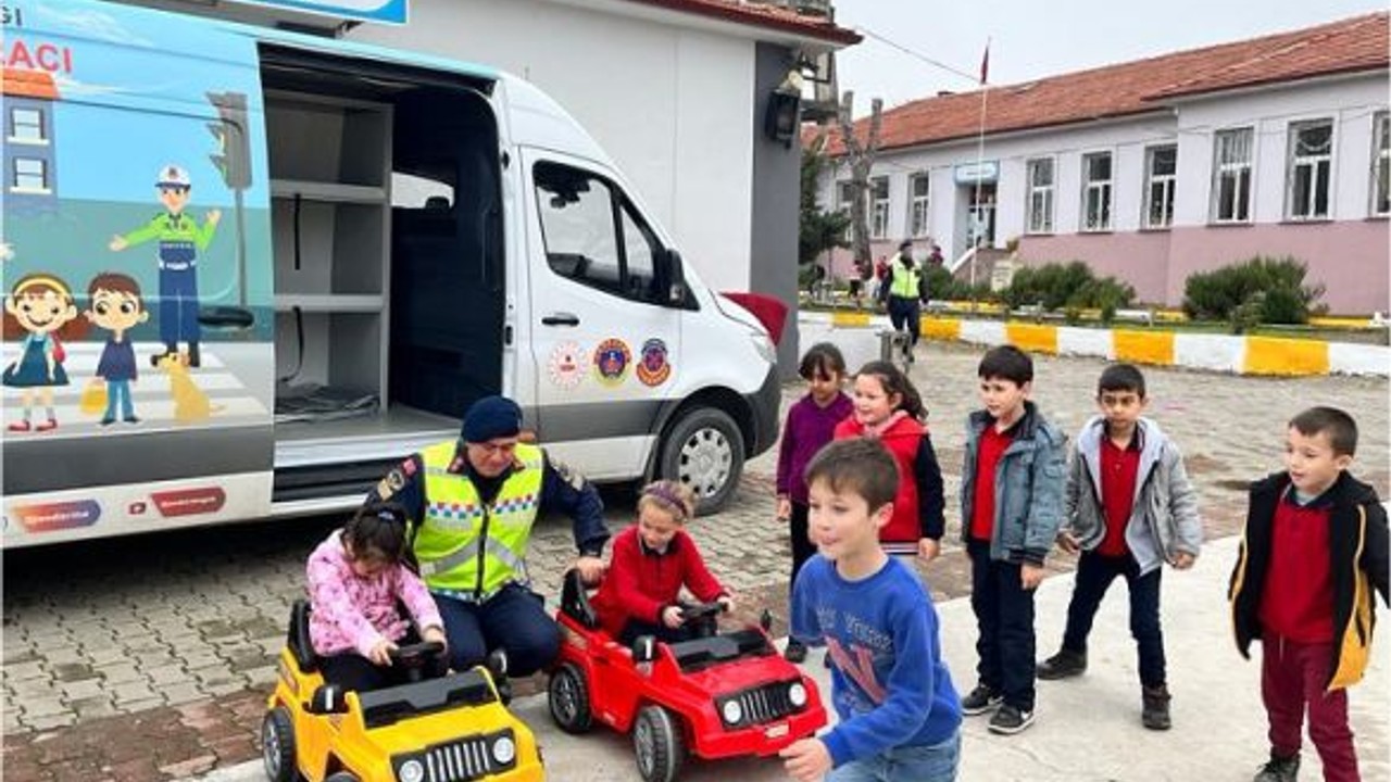 Trafik Dedektifleri Projesi 3 İlçede 5 Okula Ulaştı