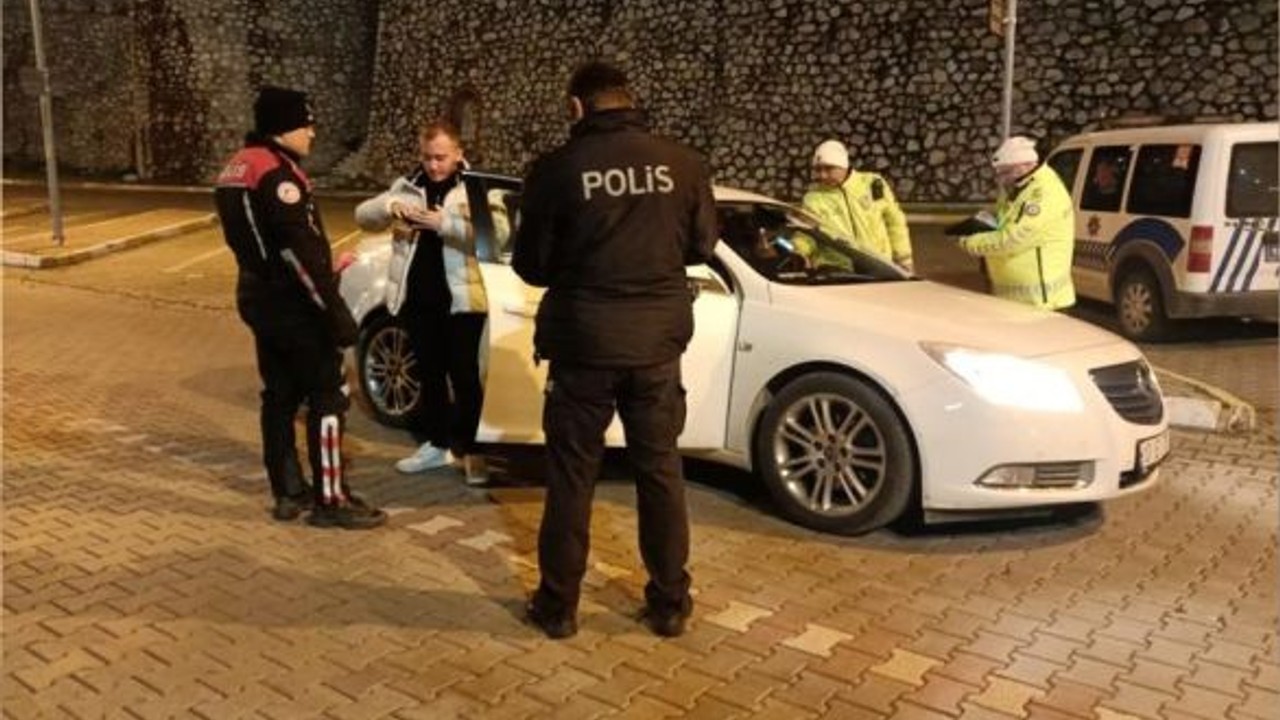 Balıkesir'de aranan 7 şahıs yakalandı