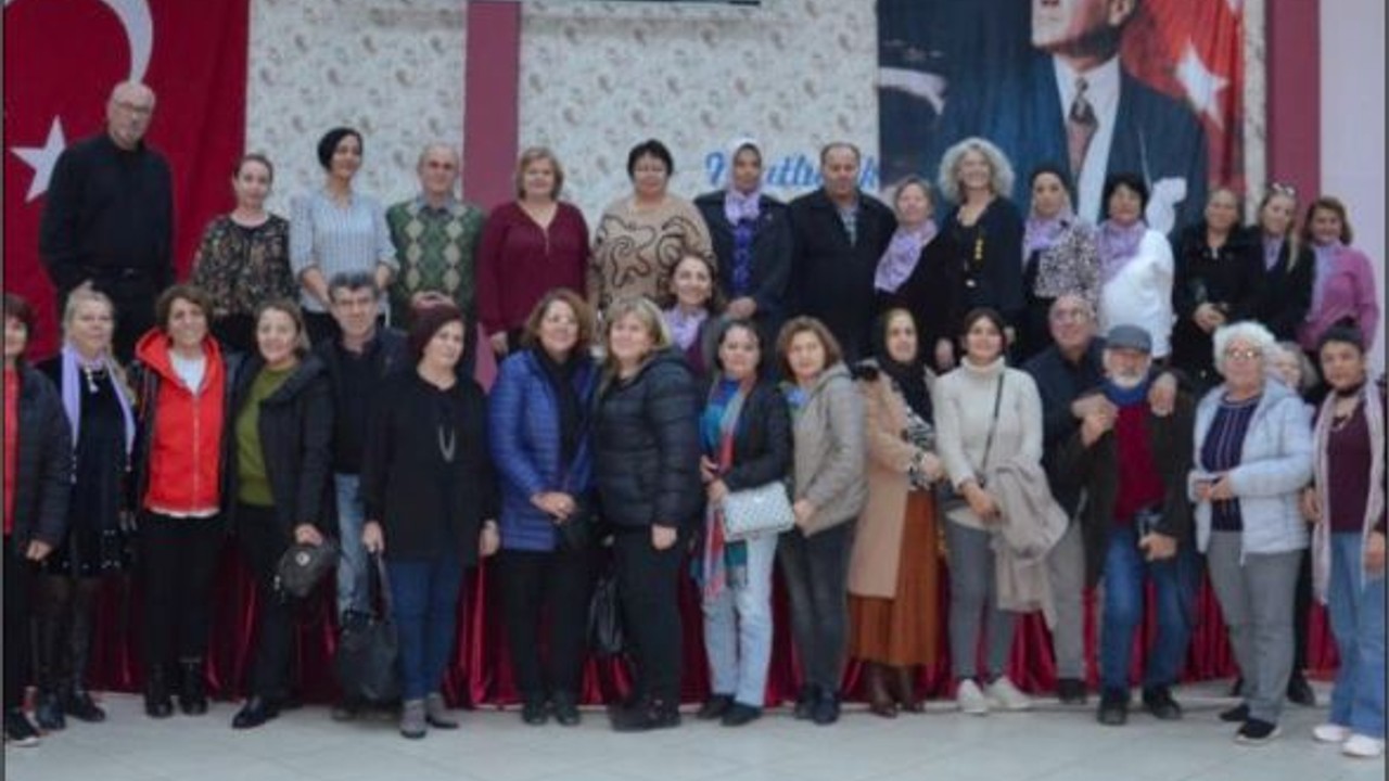 Cumhuriyetin Aydınlığında Gömeç: Kadının Gücü ve Rolü Paneli