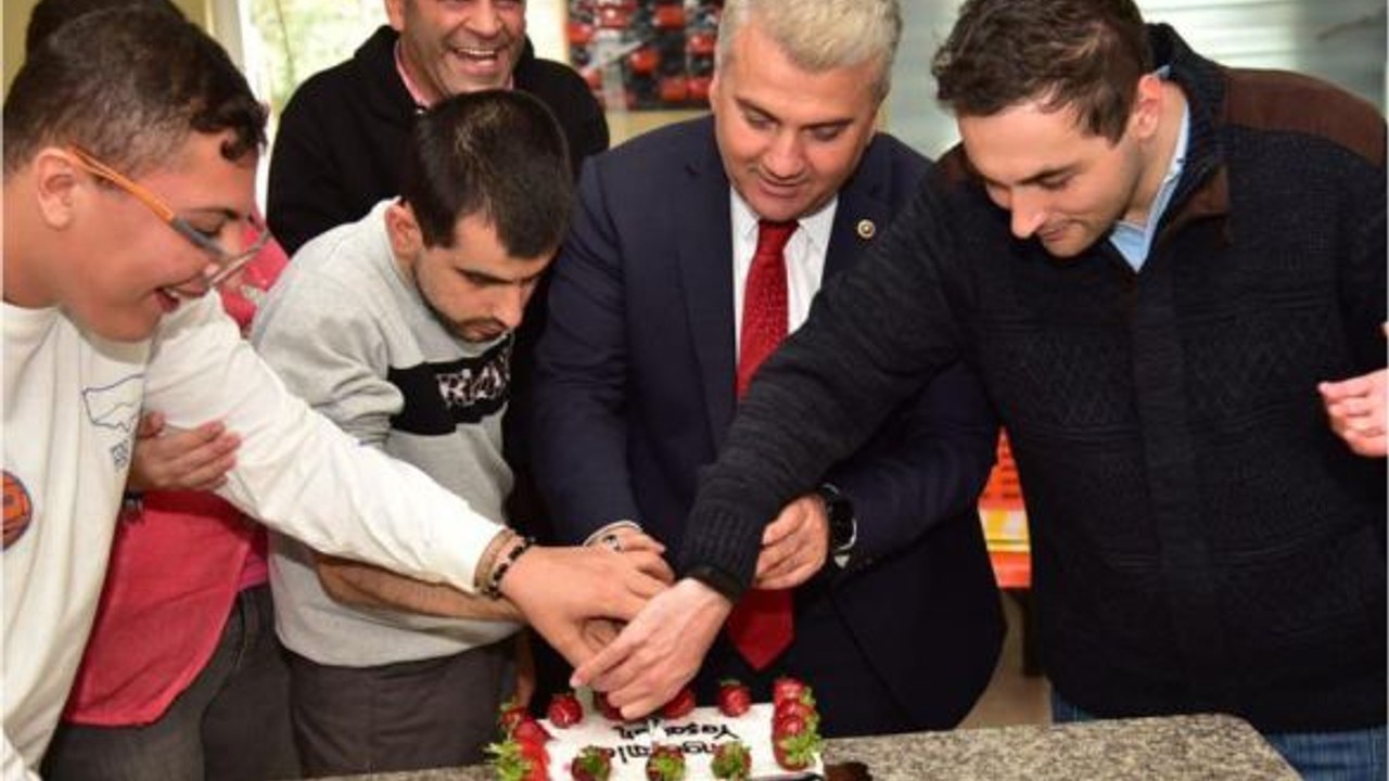 Mustafa Canbey'den Dünya Engelliler Günü Mesajı