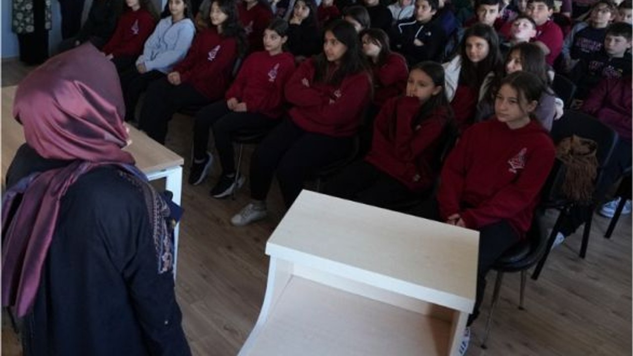 Karesi'de Öğrencilere Akciğer Kanseri Farkındalığı Eğitimi
