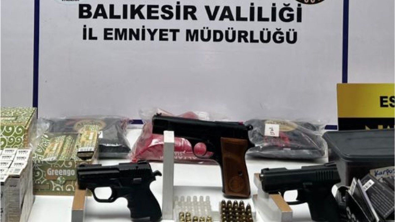 2 Tabanca 70 Adet Fişek Ele Geçti