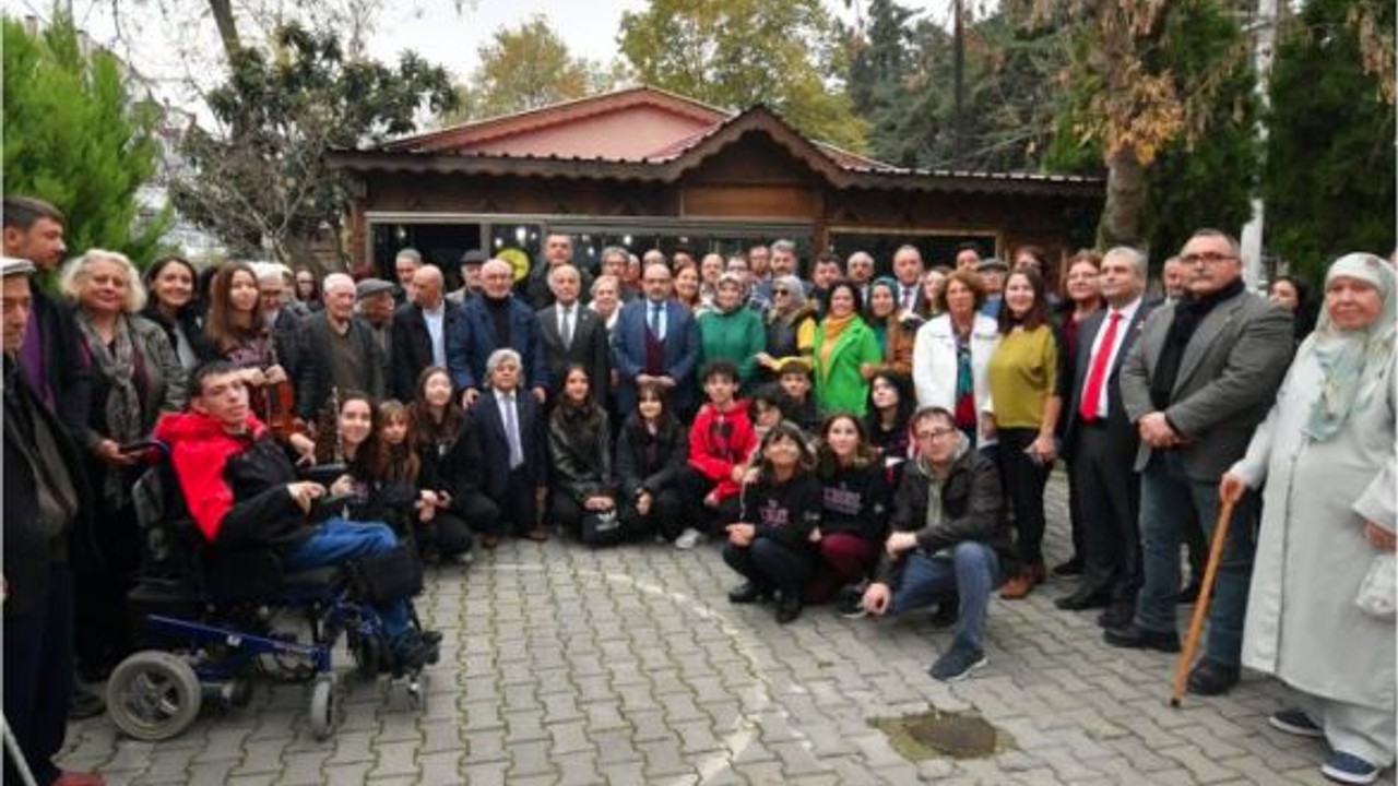 Engelsiz Düşler Sergisi Balıkesir'de Sanatseverlerle Buluştu