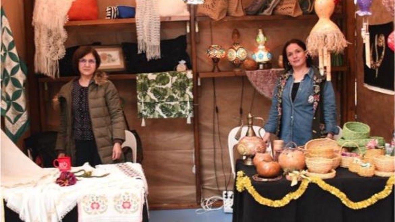 Balıkesir'in El Emeği Fuarı İlgi Çekiyor