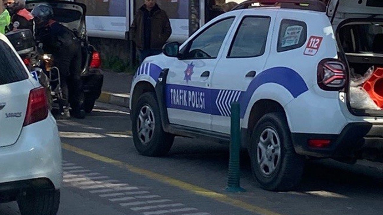 Balıkesir'de Alkollü Sürücü Dur İhtarına Uymadı Yunuslardan Kaçamadı