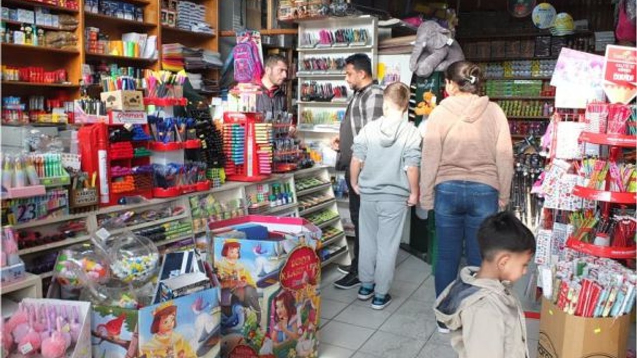 Balıkesir’de 'Askıda Kırtasiye' Uygulaması