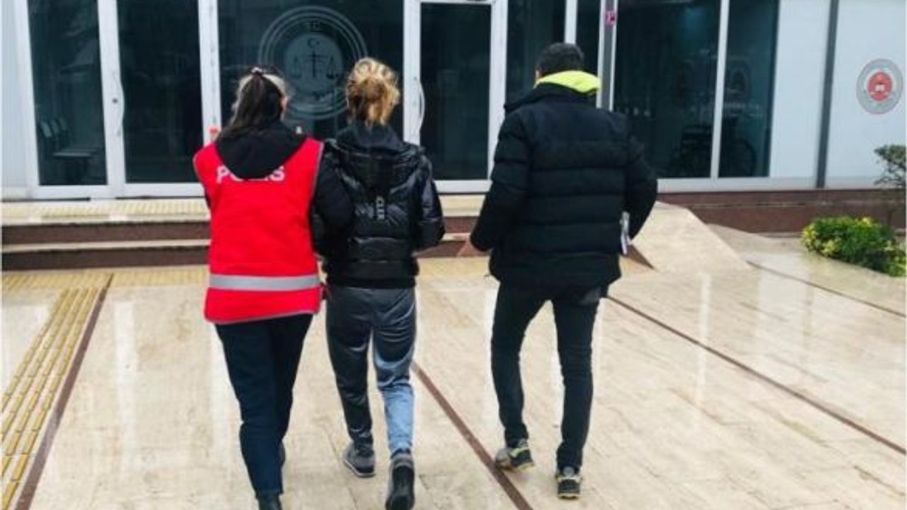 Bandırma'da Fuhuş Yapılan Aparta Operasyon