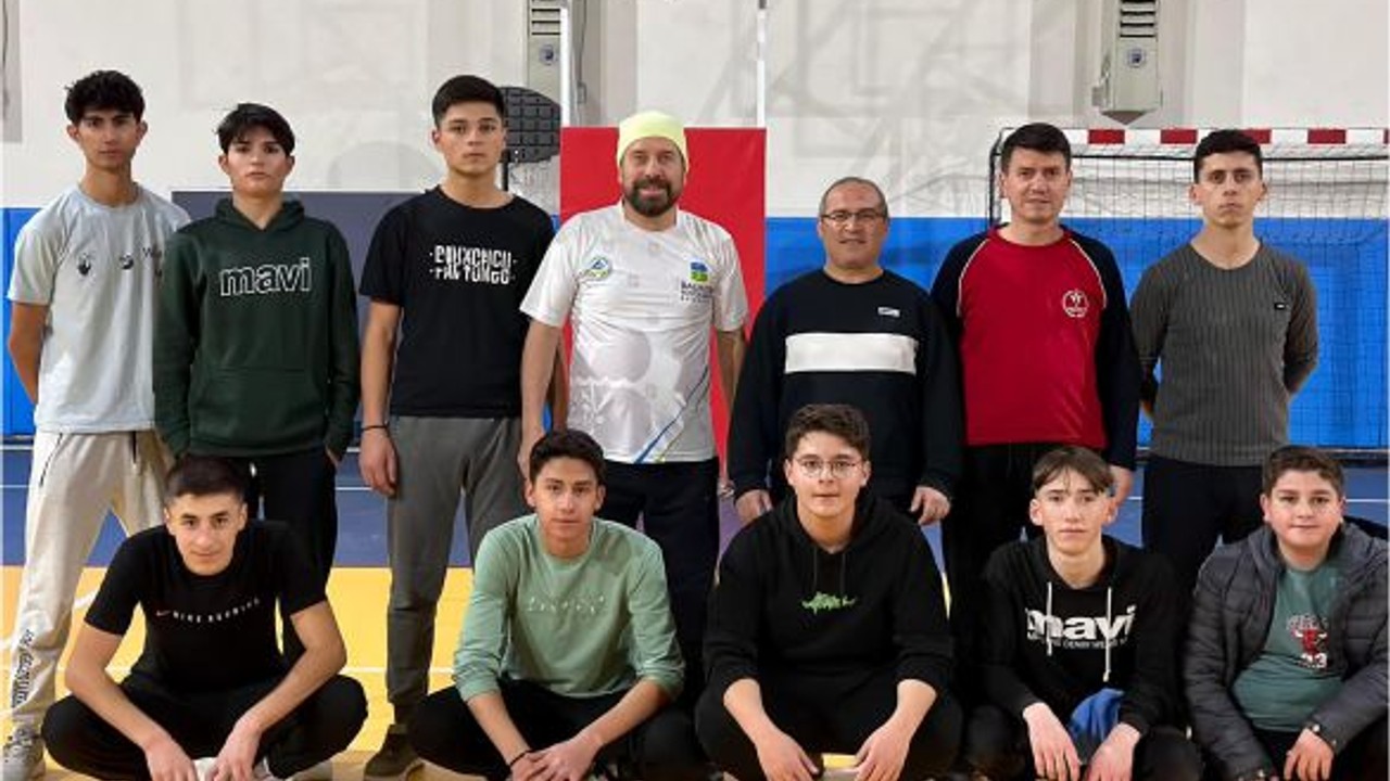 Başkan Yavaş Gençlerle Voleybol Maçı Yaptı