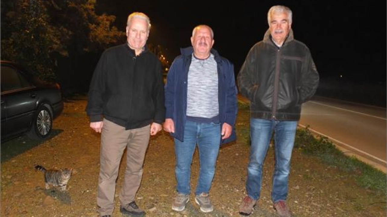 Burhaniyeli Vatandaşlar Kaldırım İstiyor