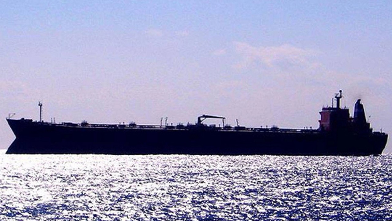 Irak'tan Türkiye'ye petrol taşıyan tankere ulaşılamıyor
