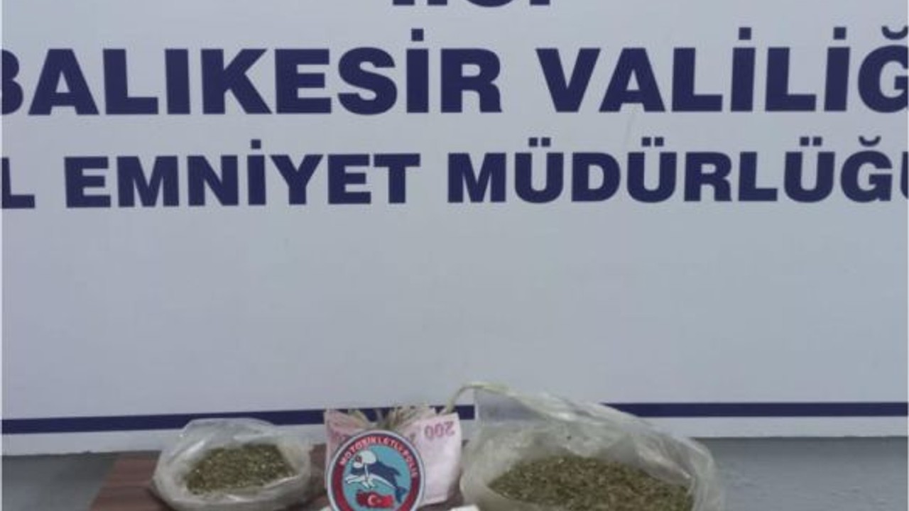 Uyuşturucu İle Mücadelede 3 Gözaltı