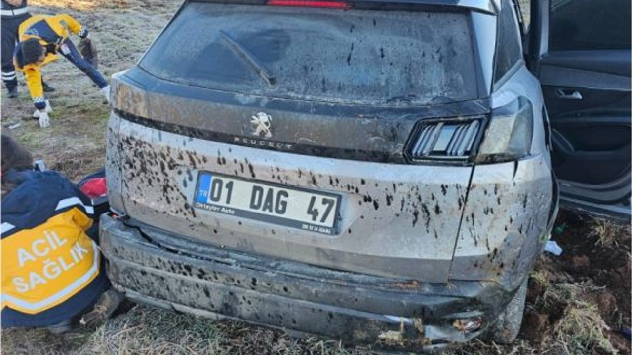 Mardin’de kontrolden çıkan otomobil takla attı: 4 yaralı