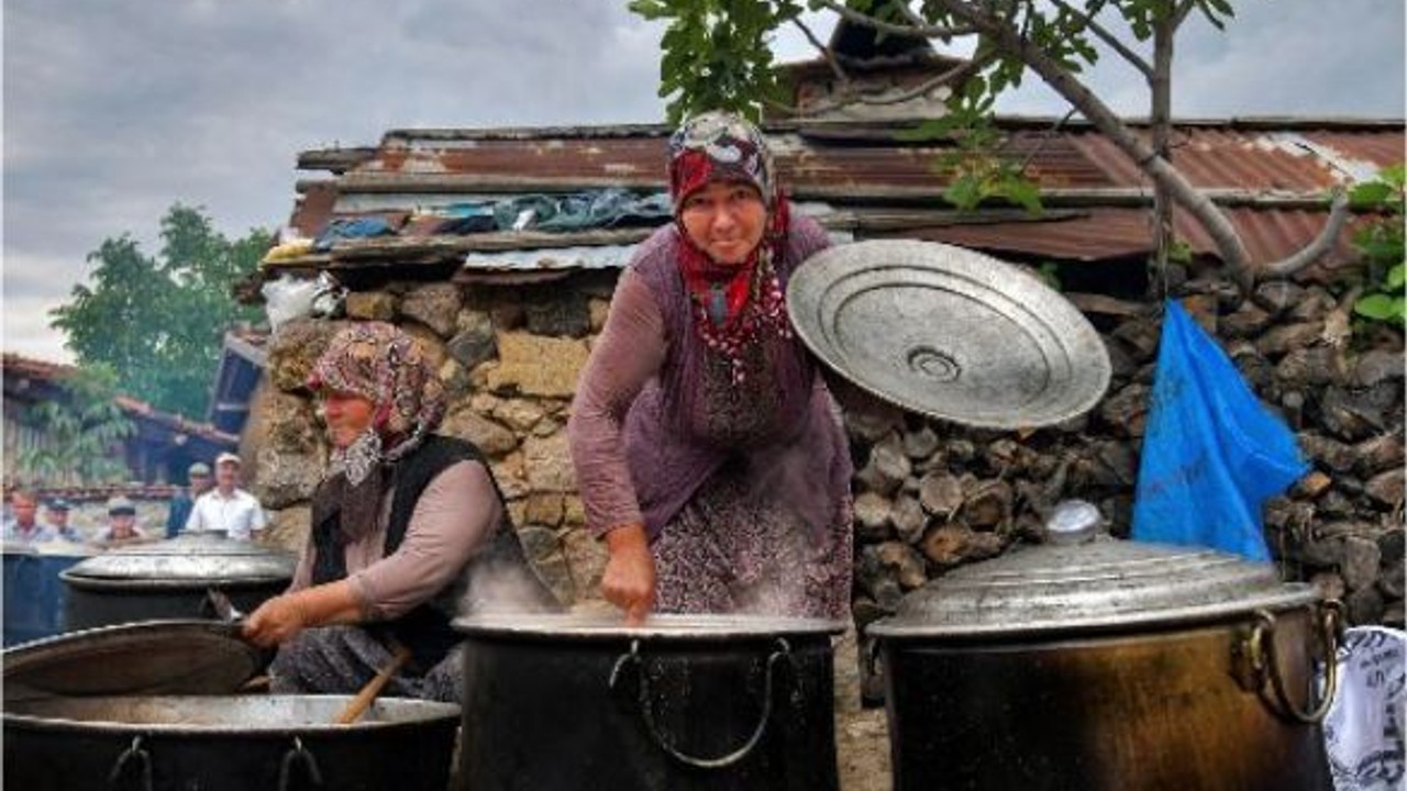 Balıkesir'de Kadın Olmak