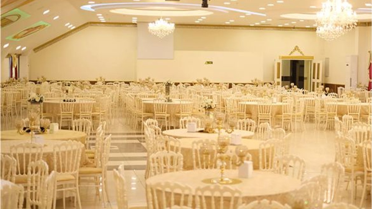 Balıkesir'de Düğün ve Toplantı Salonu Kiraya Verilecek