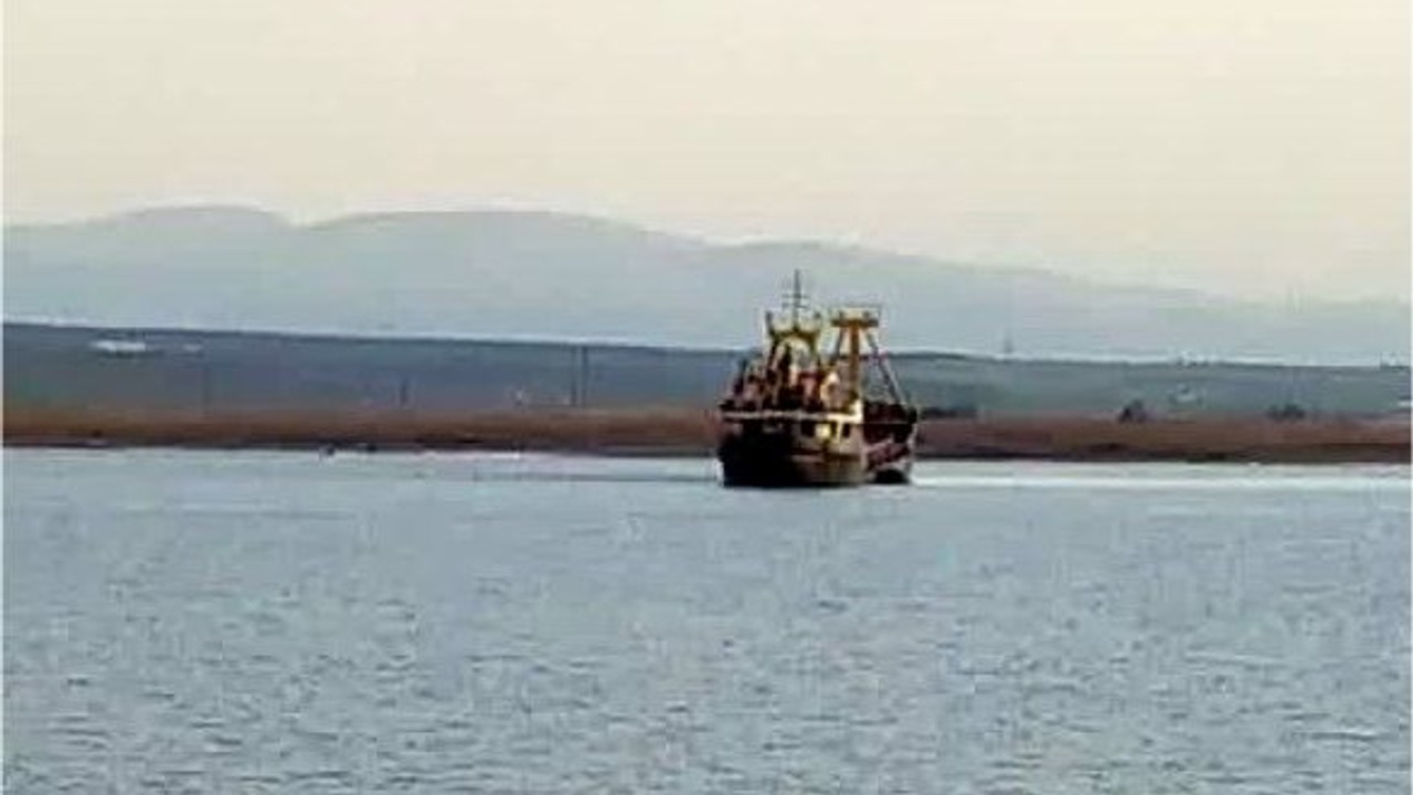 Balıkesir'den Hareket Eden Kargo Gemisi Battı