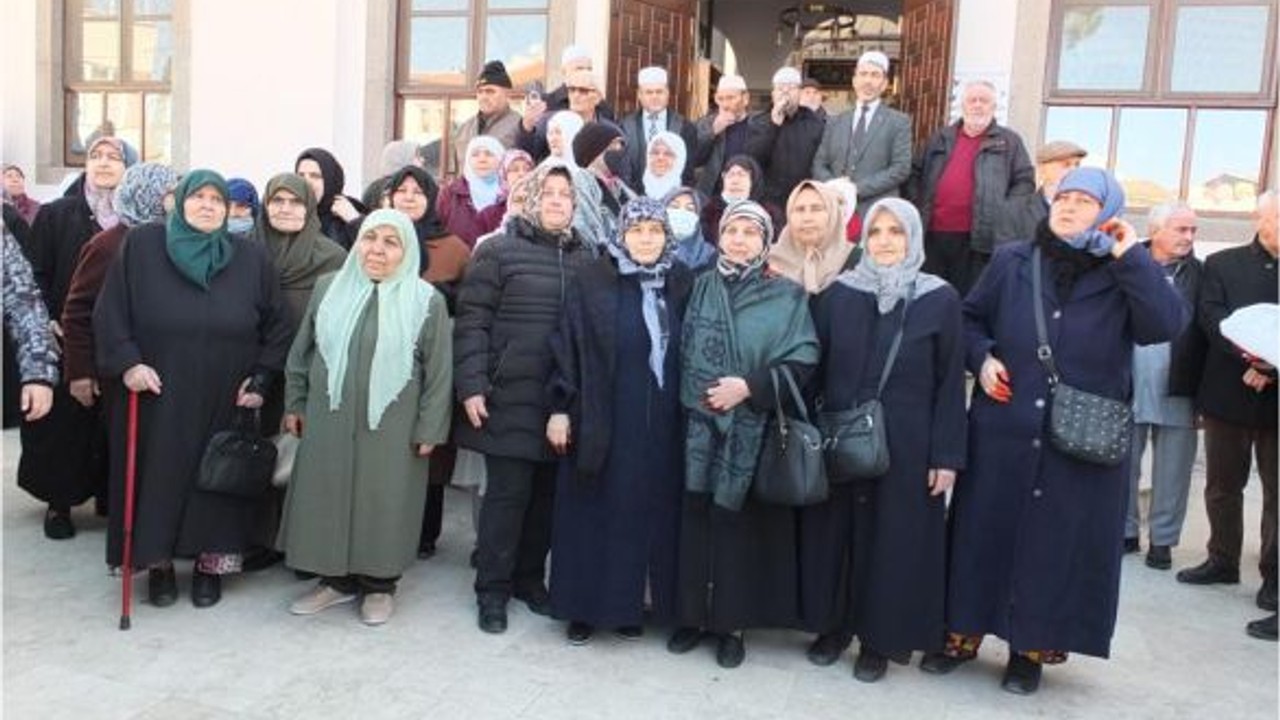 Burhaniye'de Umre Yolculuğu Başladı