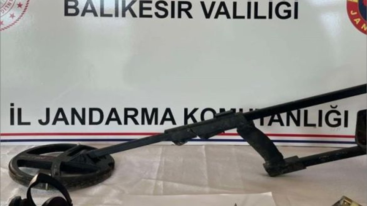 Gömeç İlçesi'nde Kaçak Kazı Operasyonu