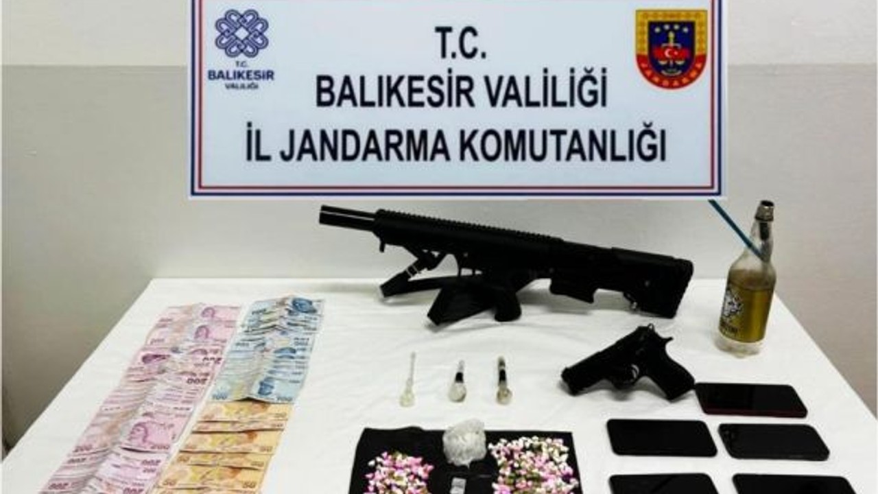 Hayvan Çiftliğine Uyuşturucu Operasyonu
