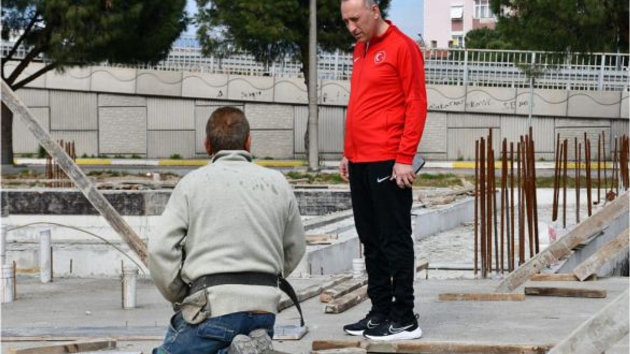 Müdür Özalp Burhaniye'deki Tesisleri İnceledi