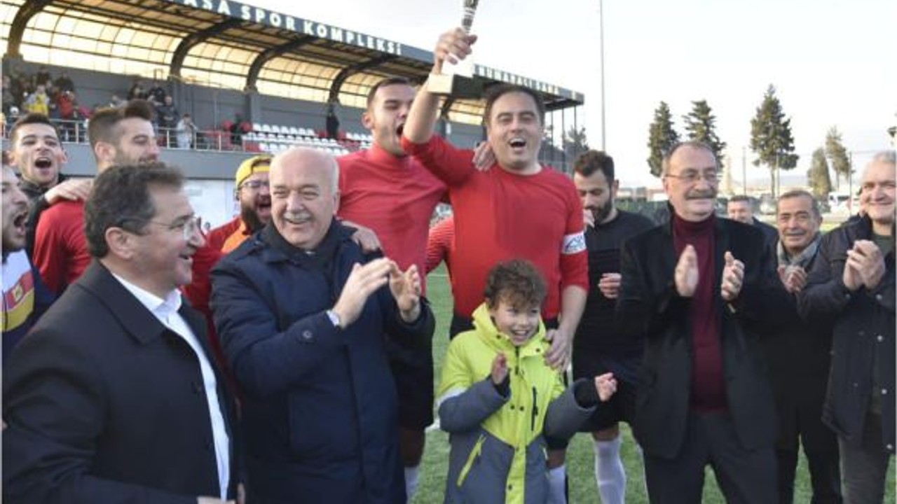 Şampiyon Dursunbey Belediyespor