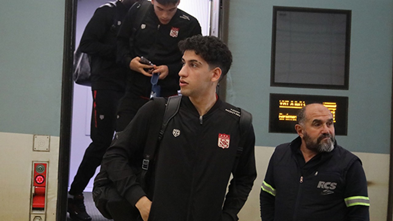 Sivasspor, Ankaragücü Maçına Trenle Gitti