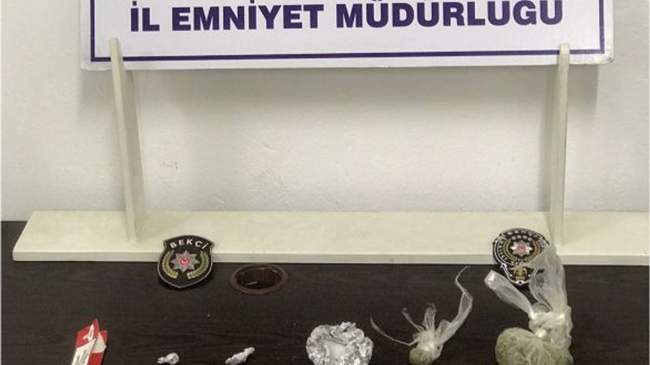 Şüpheli Araca Yapılan Aramada 1 Gözaltı