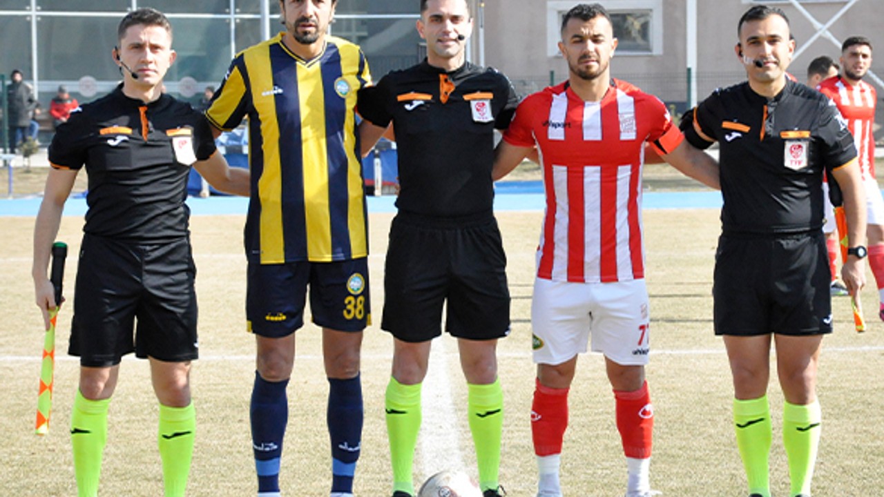 Talasgücü Belediyespor: 0- Ayvalıkgücü Belediyespor: 3