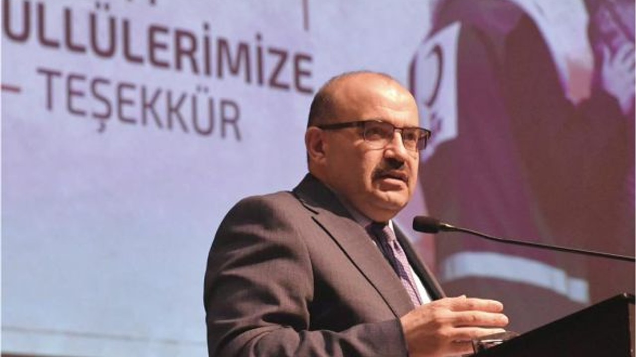 Vali Ustaoğlu 'Umut olmaya devam edeceğiz'