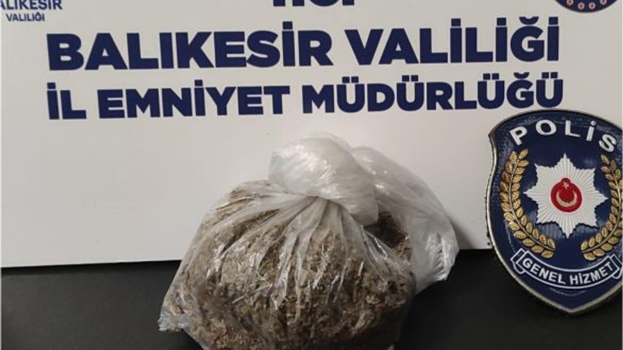 Emniyetten Uyuşturucu İle Mücadelede 3 Gözaltı