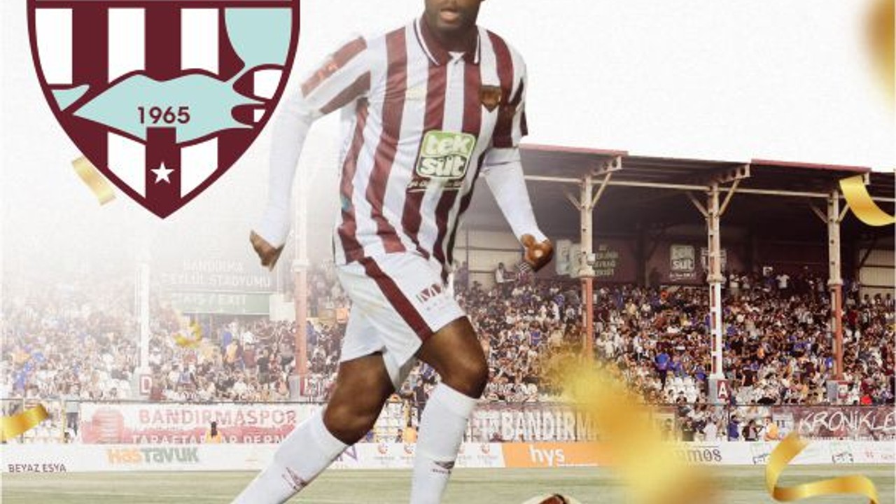 Bordo-beyazlılardan futbolcusuna anlamlı mesaj