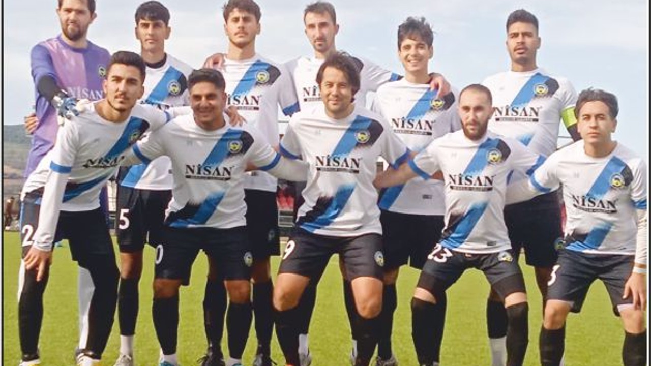 Bigadiç Belediyespor kendi evinde rahat yendi