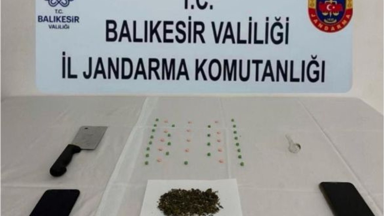 Gönden'de Operasyon: 3 Kişi Gözaltında