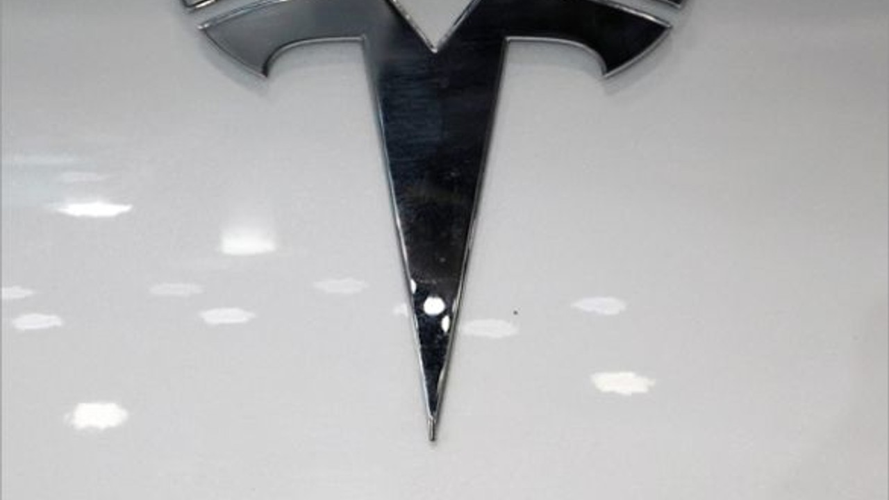Tesla'ya bir Ceza Daha