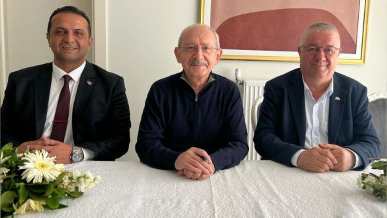 Balıkesir'de Tatil Yapan Kılıçdaroğlu'nu Yalnız Bırakmadılar