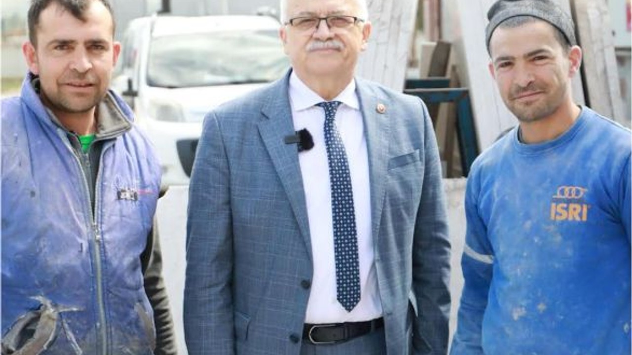 Başkan Deveciler Esnafla Kahvaltı Yaptı