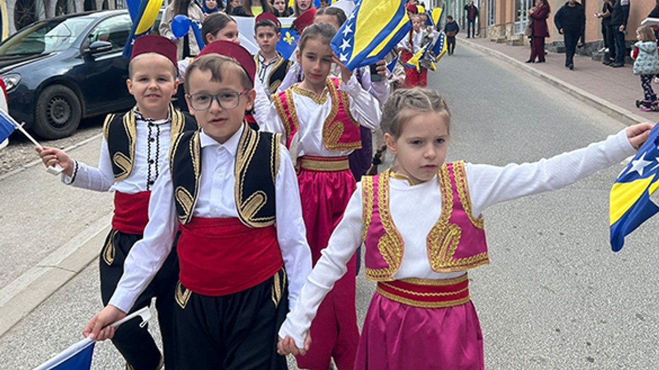 Bosna Hersek'in Bağımsızlık Günü Kutlamaları Devam Ediyor